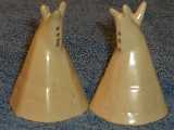 Teepee shakers glazed ivory